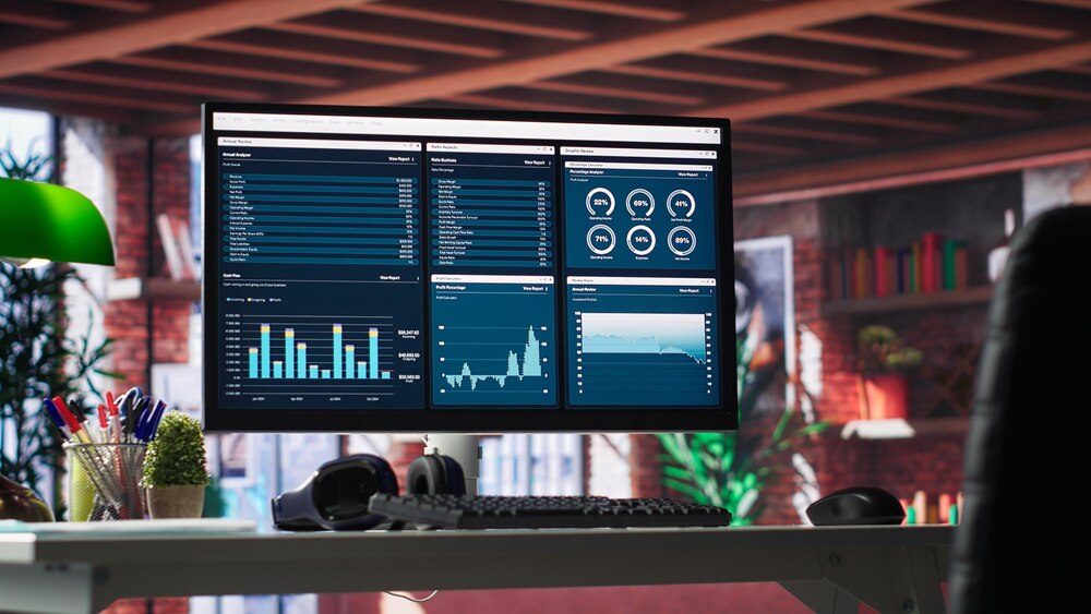 Panel de monitorización de infraestructura IT con gráficos de rendimiento
