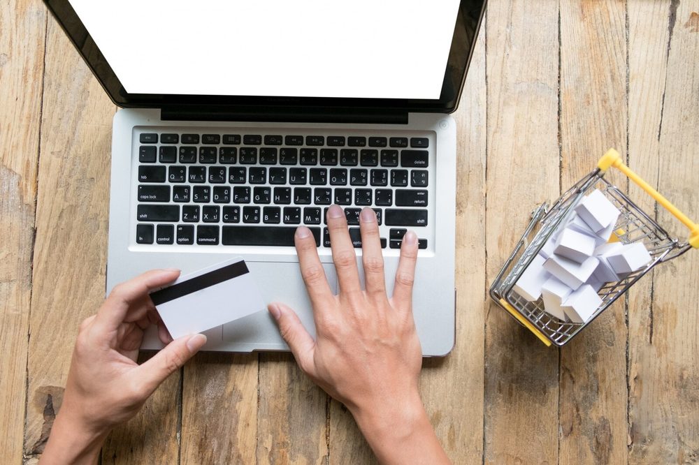 Online card payment from a laptop