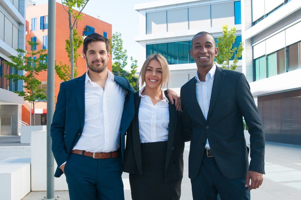 Equipo de desarrollo web colaborando en Miami